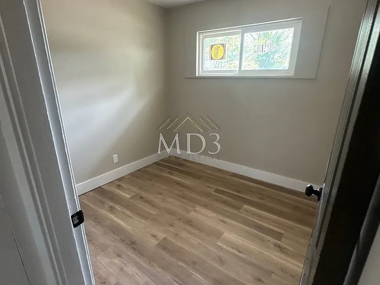 5662 Parchester Dr — Photo 21