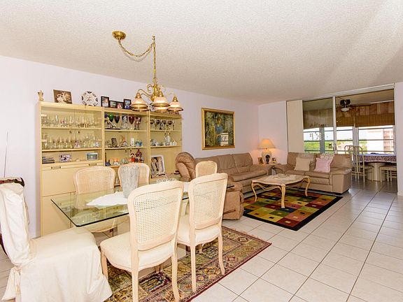 3rd image of 14527 Bonaire Blvd APT 706