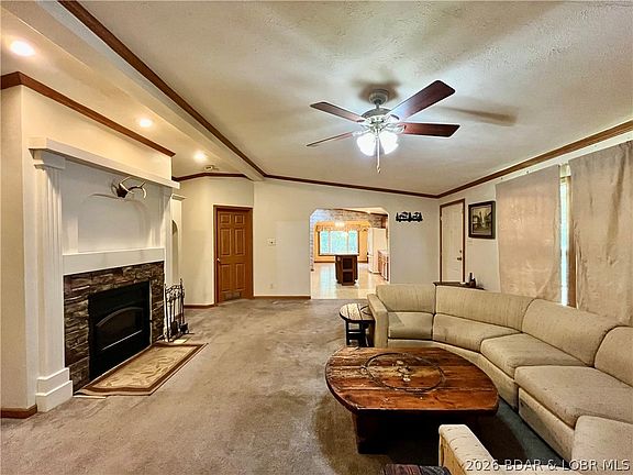 3rd image of 26985 Ivy Bend Rd