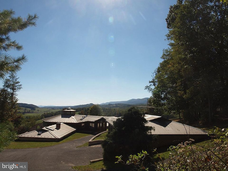 430 Aurora Ln, Sugar Grove, WV 26815 MLS WVPT2000284 Zillow