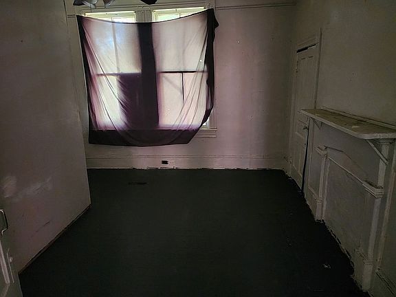 2 room downstairs