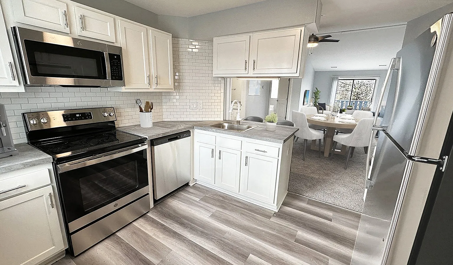 Oakbrooke — Photo 2