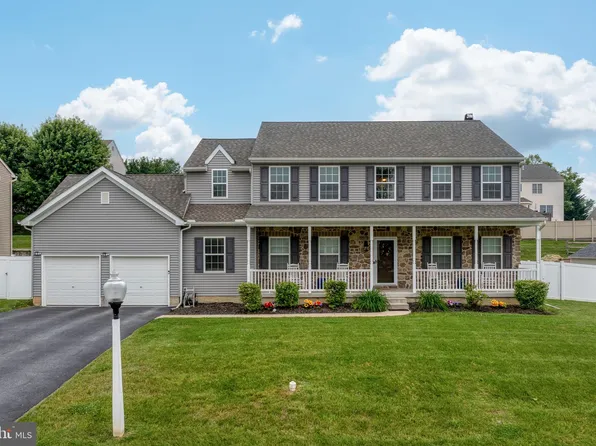 130 Surrey Ln, York, PA 17402