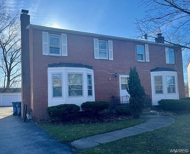 1st image of 199 Fairgreen Dr