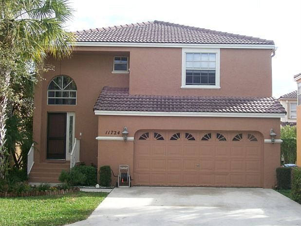 1st image of 11724 NW 1st St