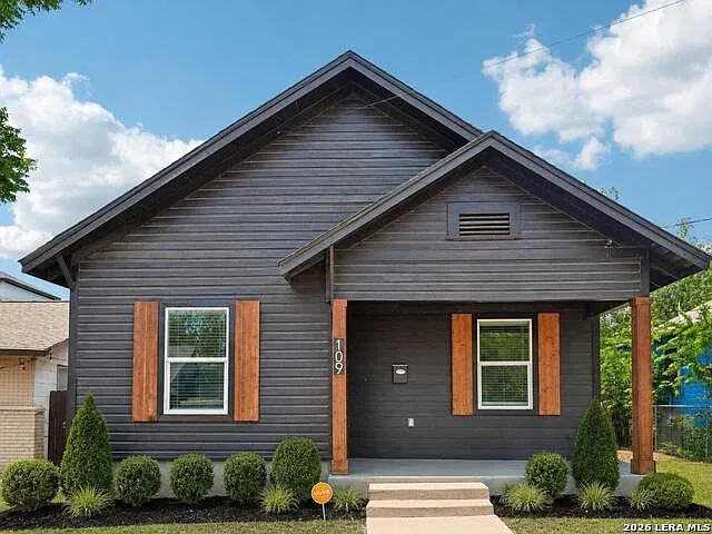 2 bed, 1.5 bath, 878 sqft, $1,650 — Photo 4