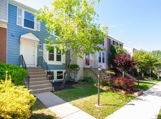 7453 Wounded Knee Rd, Lorton, VA 22079