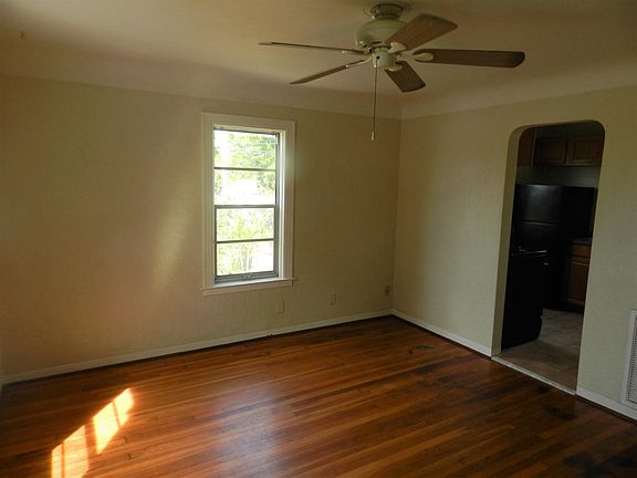 4th image of 1117 16th St N