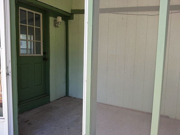 2nd image of 400 Suffolk Ave #B