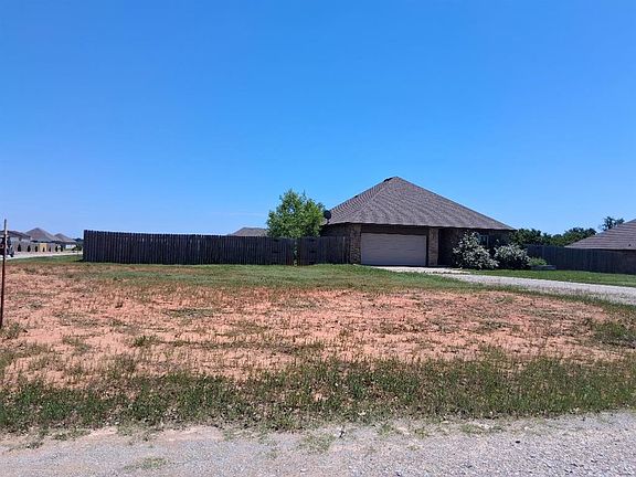 3rd image of 15967 Prairie Rose Dr