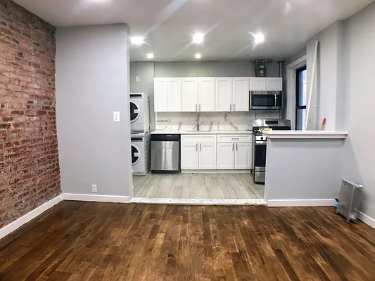 Rented by Uptown Flats LLC | media 16
