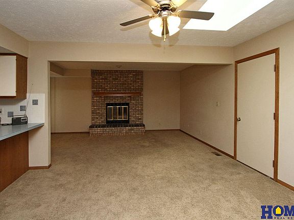 4th image of 1020 Daybreak Cir