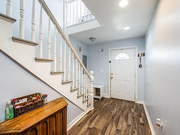 3rd image of 219 Pleasant St #354