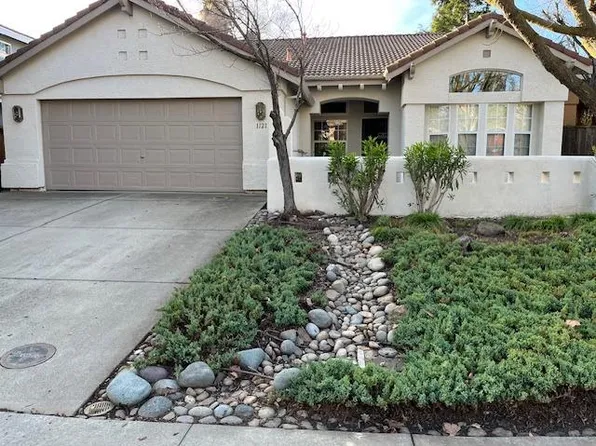 1121 Petra Ct, Davis, CA 95618