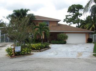 2909 Via Vellaria, Lake Worth, FL 33461