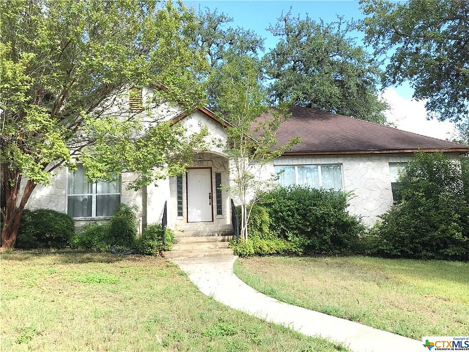 1st image of 619 Gloria Dr