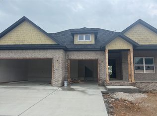 1230 Carrara St, Springdale, AR 72762