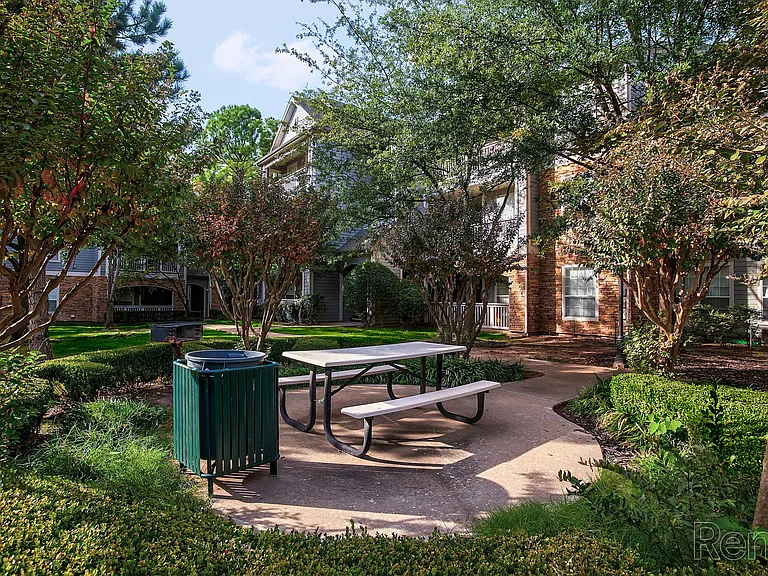 Remington at Memorial Apartments — Photo 8