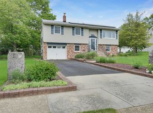 1306 Lenape Trl, Wall Township, NJ 08736