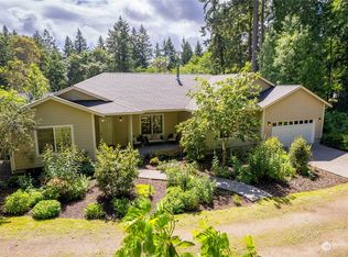 10944 N Madison Ave NE, Bainbridge Island, WA