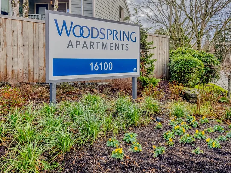Woodspring Apt — Photo 22