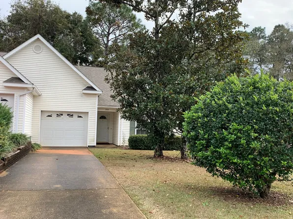 755 Willow Springs Dr, Mobile, AL 36695