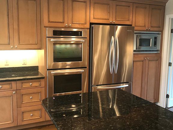 2nd image of 12055 Cooperwood Ln