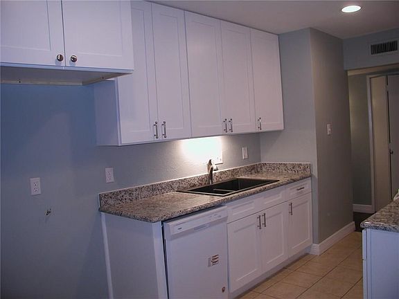 4th image of 6532 Caddo Ct