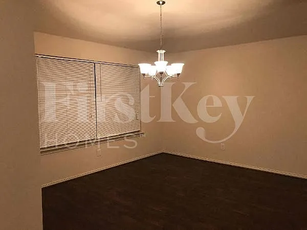 1218 Jewell Ln — Photo 20