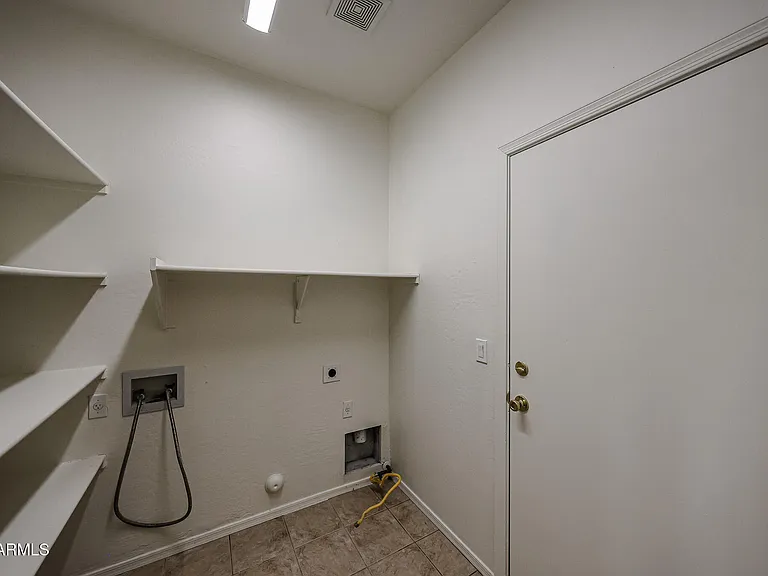 6307 S 69th Gln — Photo 27
