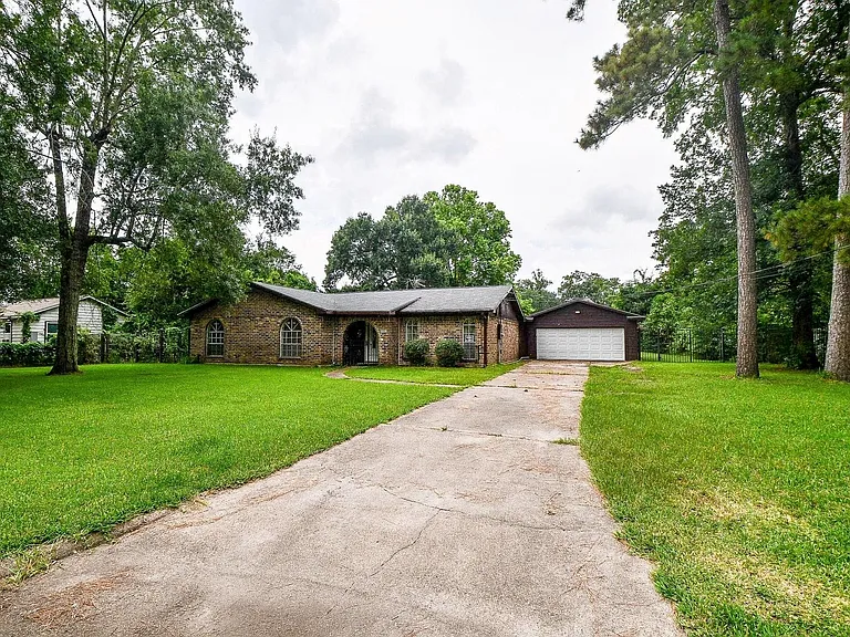 9037 Crestview Dr — Photo 14