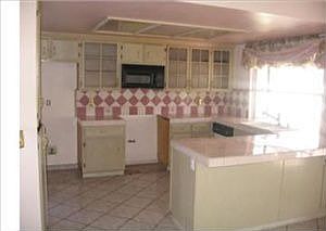 5th image of 14398 Farmwood Dr