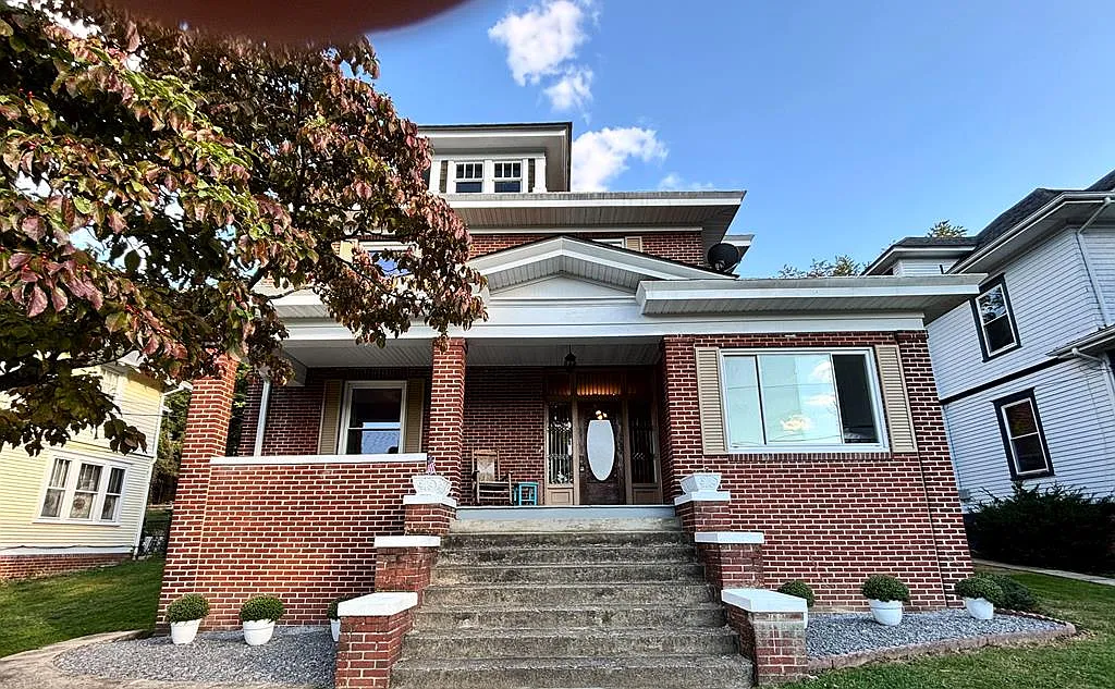 517 Albemarle St photo 1