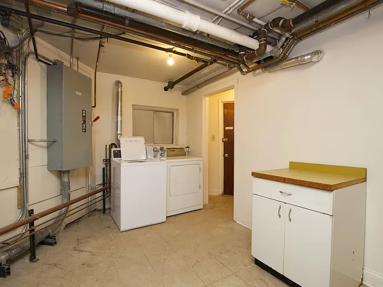 626 W Wellington Ave #RG — Photo 18