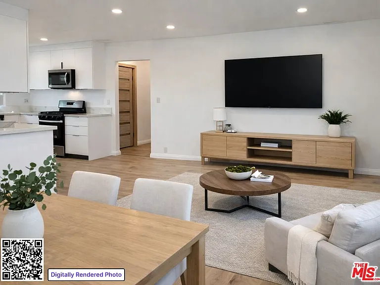7512 Norton Ave — Photo 5
