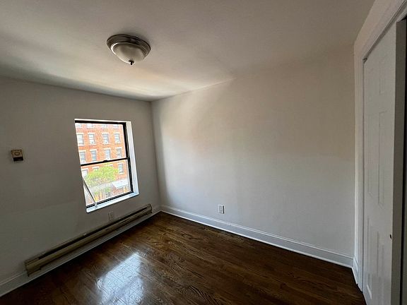 4th image of 203 1st Ave APT 3