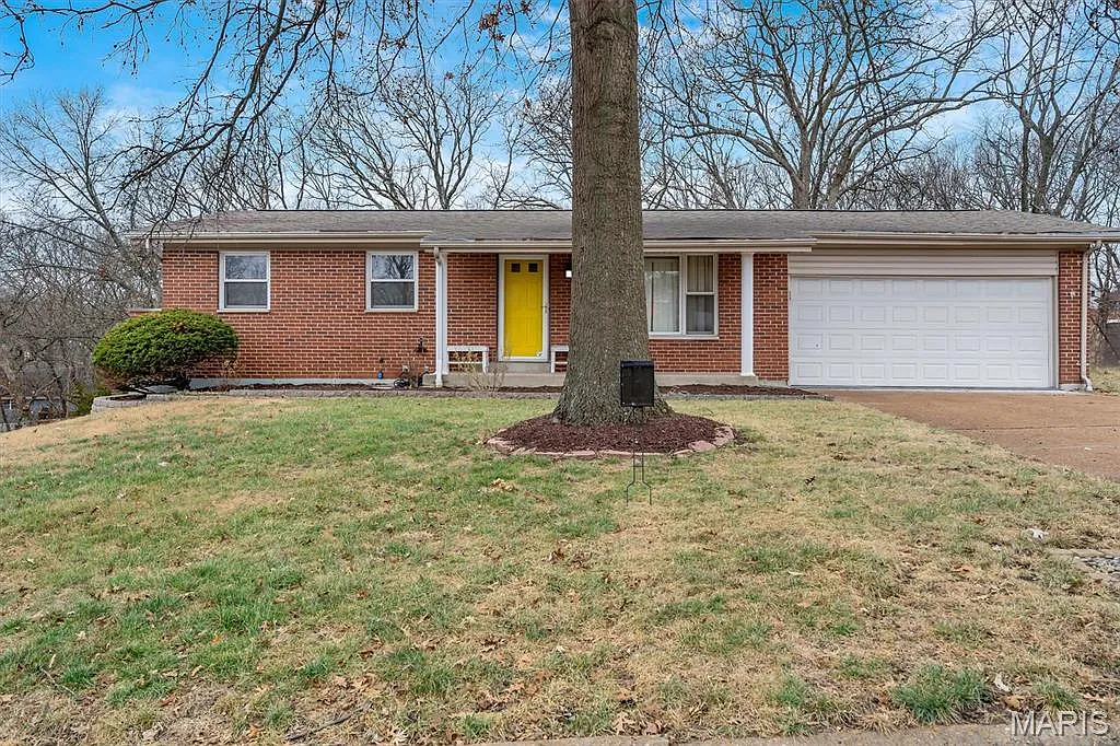 5439 Valleyside Ln photo 1