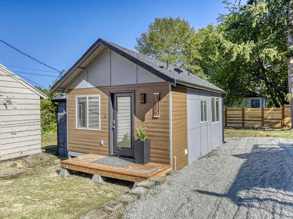 5333 S 136th St, Seattle, WA 98168
