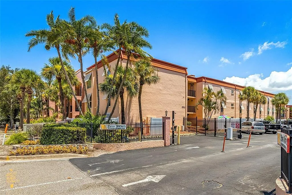 1 bed, 1.0 bath, 645 sqft, $1,750 — Photo 1