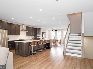 7554 Sawyer Farm Way, McLean, VA 22102