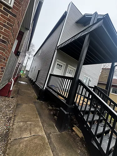 333-35 Marshall St #2 Photo 1