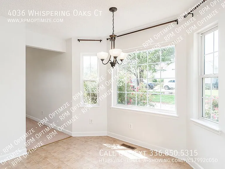 4036 Whispering Oaks Ct — Photo 24