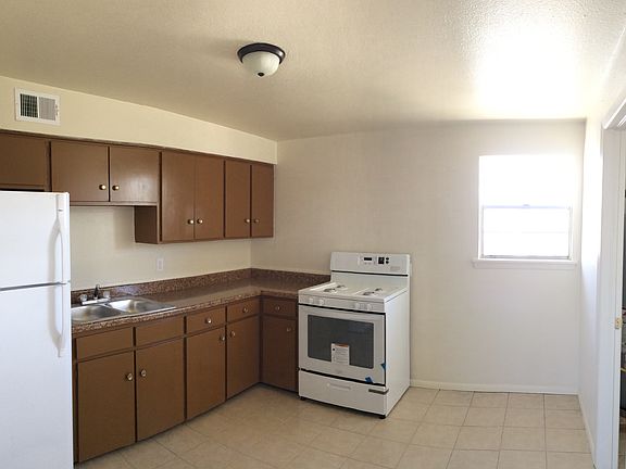 3rd image of 6376 Santiago St APT C