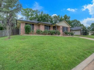 1014 Creekside Ln, Haughton, LA 71037