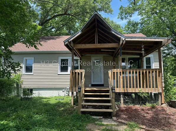 7253 Town Hall Rd, Belleville, IL 62223