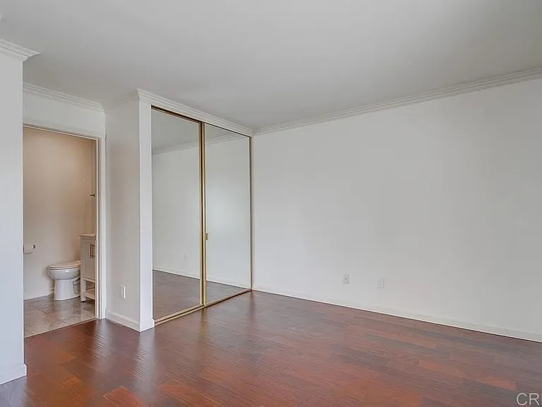 3950 Cleveland Ave #215 — Photo 12
