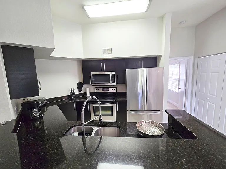 7270 Westpointe Blvd — Photo 7