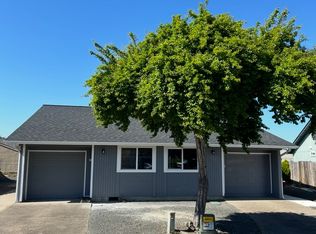 2744 SW Wake Robin Pl #1, Corvallis, OR 97333