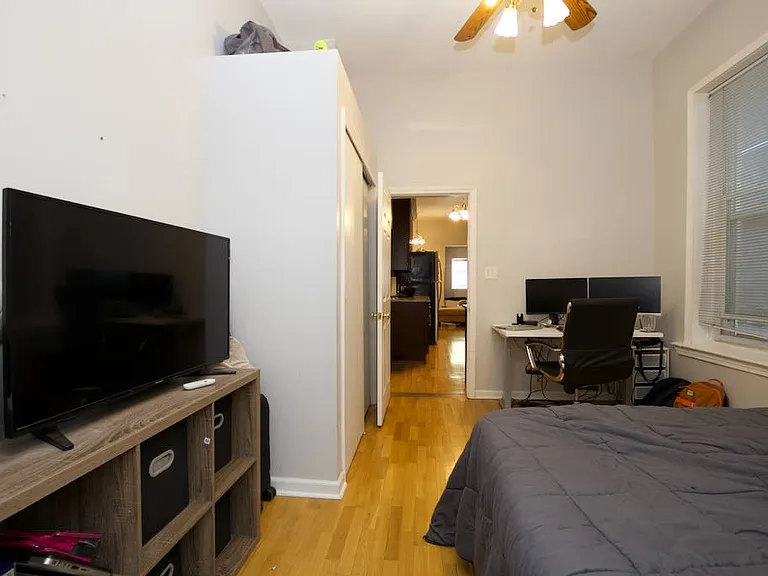 1252 N Greenview Ave #2 — Photo 15