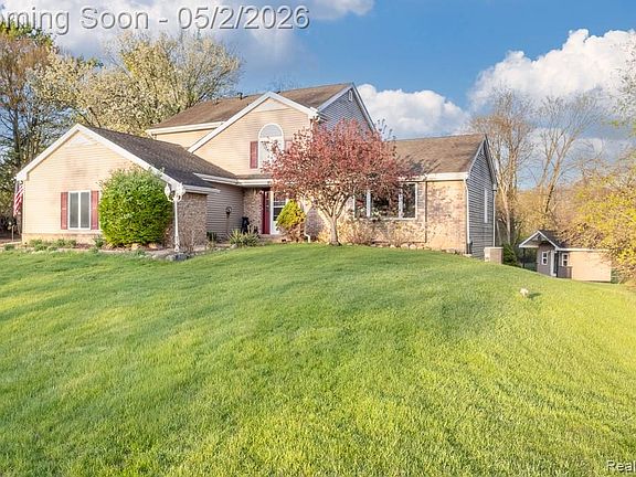 2nd image of 1160 S Garner Rd